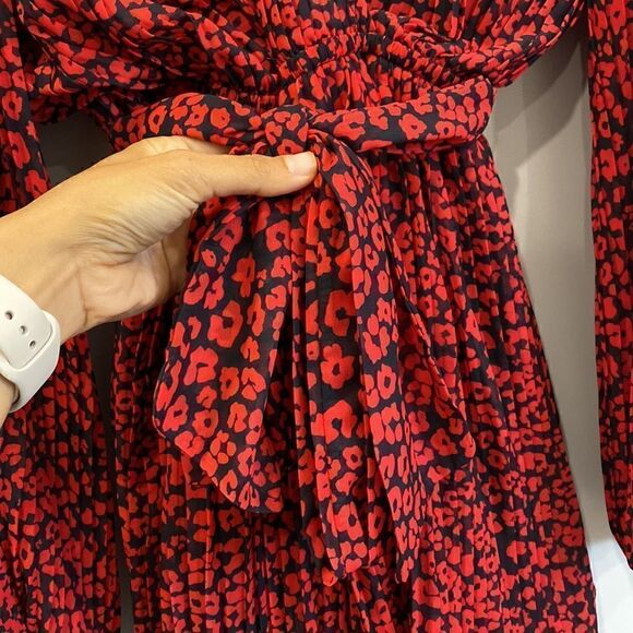 Lulus Camile Black and Red Leopard Print Pleated Romper Sz S - Picture 10 of 16